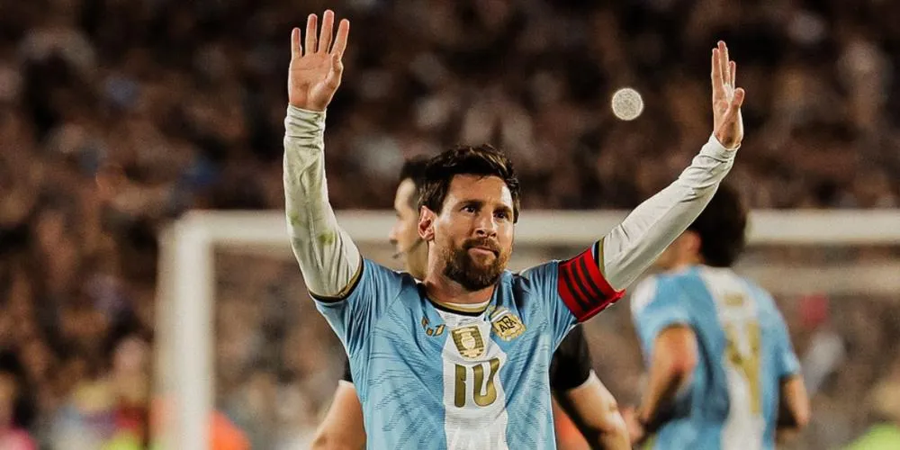 Messi se despede da seleção argentina com gol e noite de homenagens no Monumental